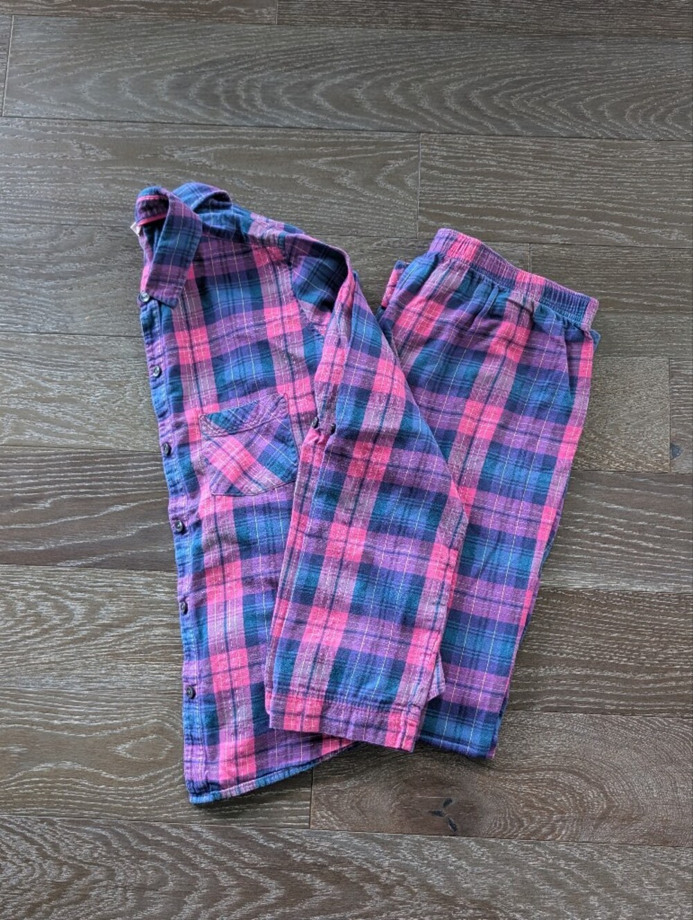 Victoria's Secret Pink & Blue Plaid Pajama Set Size Small